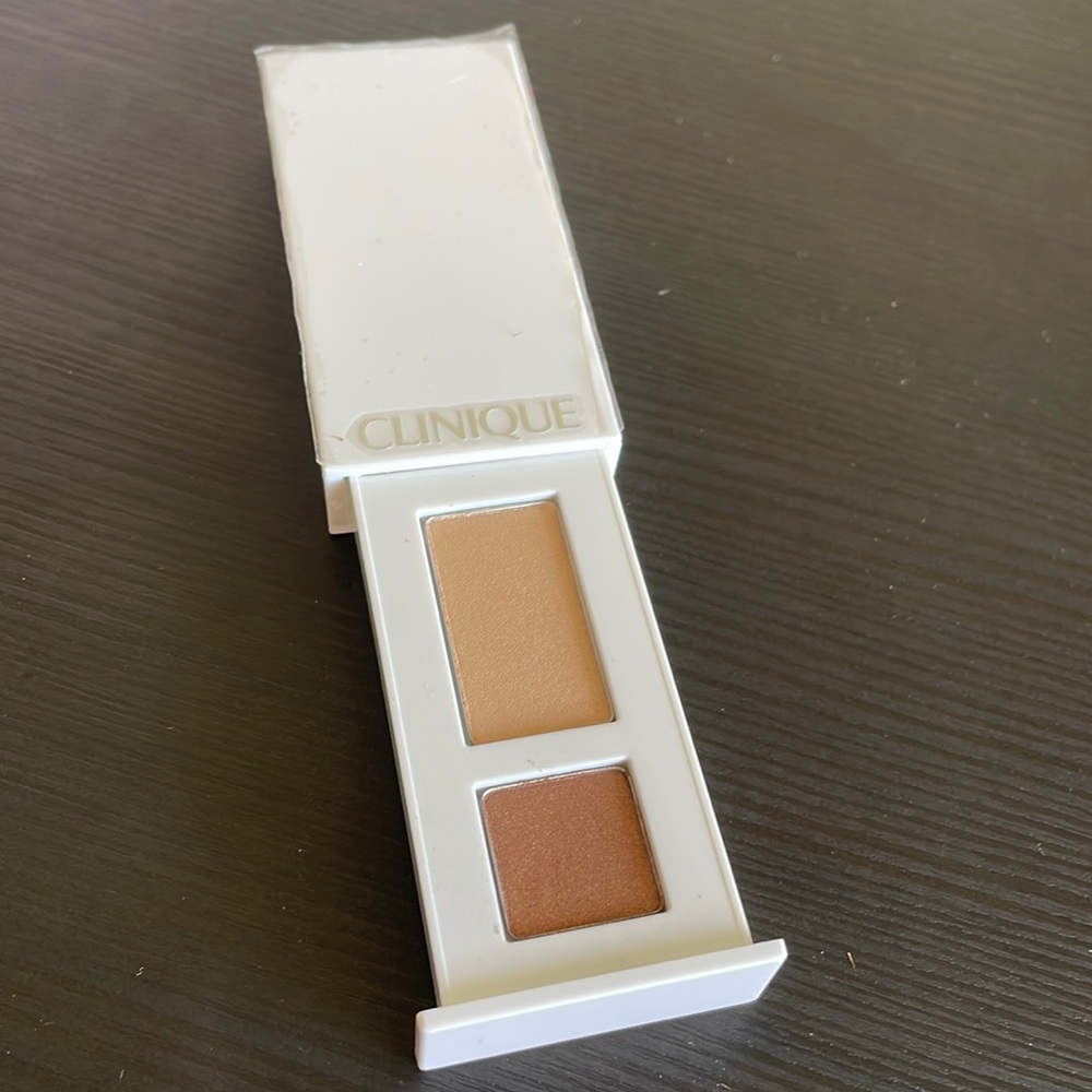 Clinique 01 like mink duo all about duo shadow new